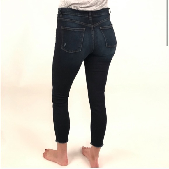 DL1961 dark wash Chrissy Trim tone skinny jean - Picture 2 of 5